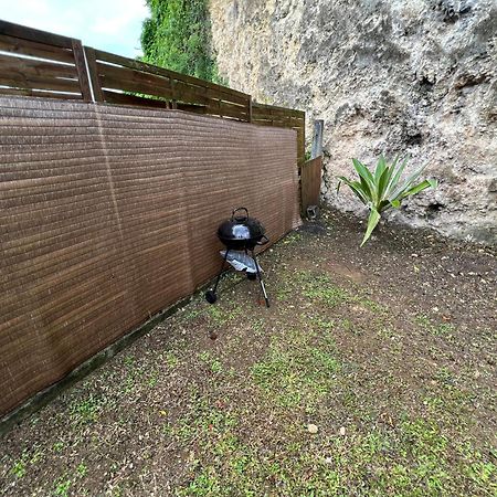 Villa Au Calme Avec Jacuzzi, Villa Le Boursoie Les Abymes Eksteriør bilde