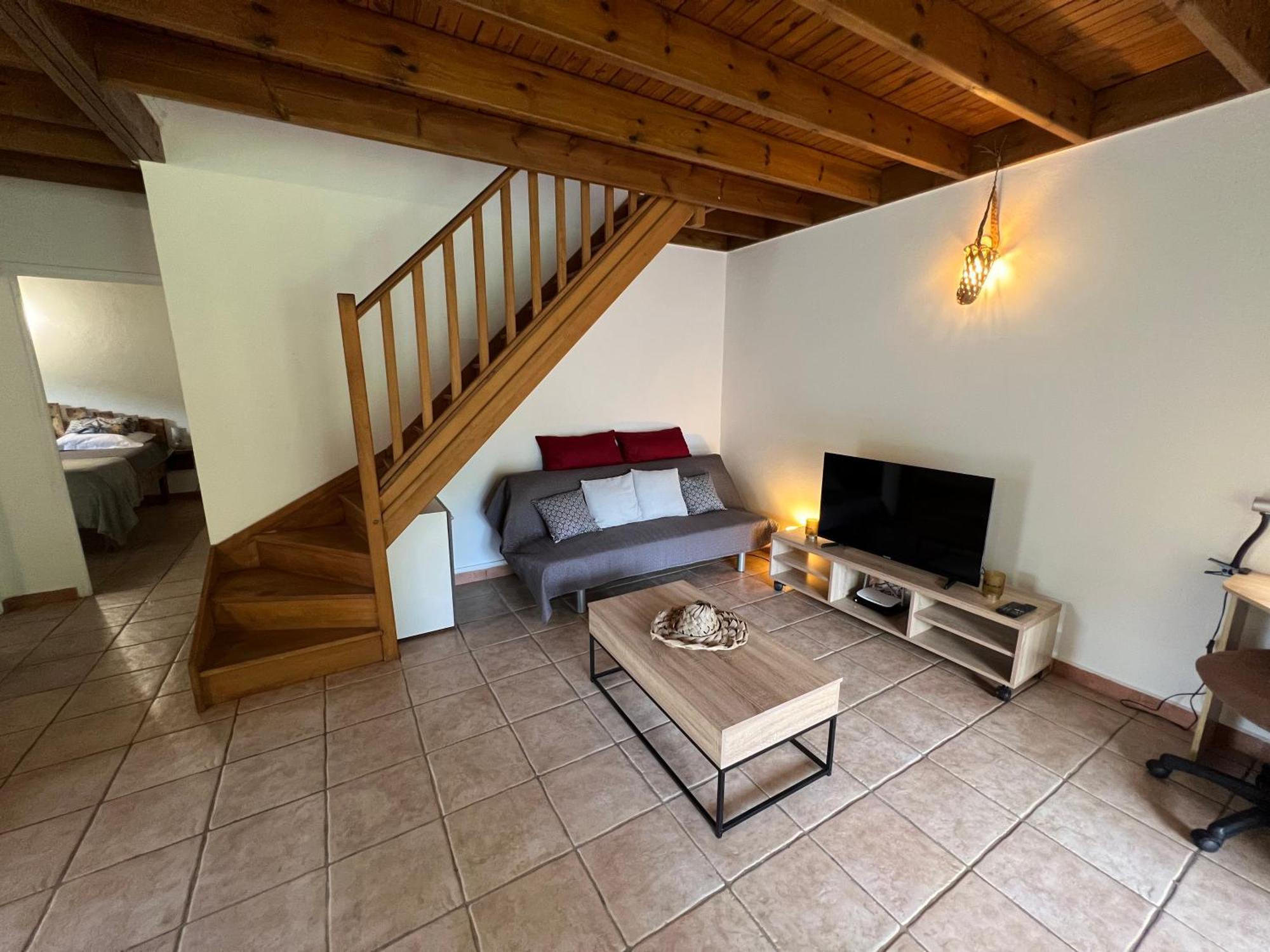 Villa Au Calme Avec Jacuzzi, Villa Le Boursoie Les Abymes Eksteriør bilde